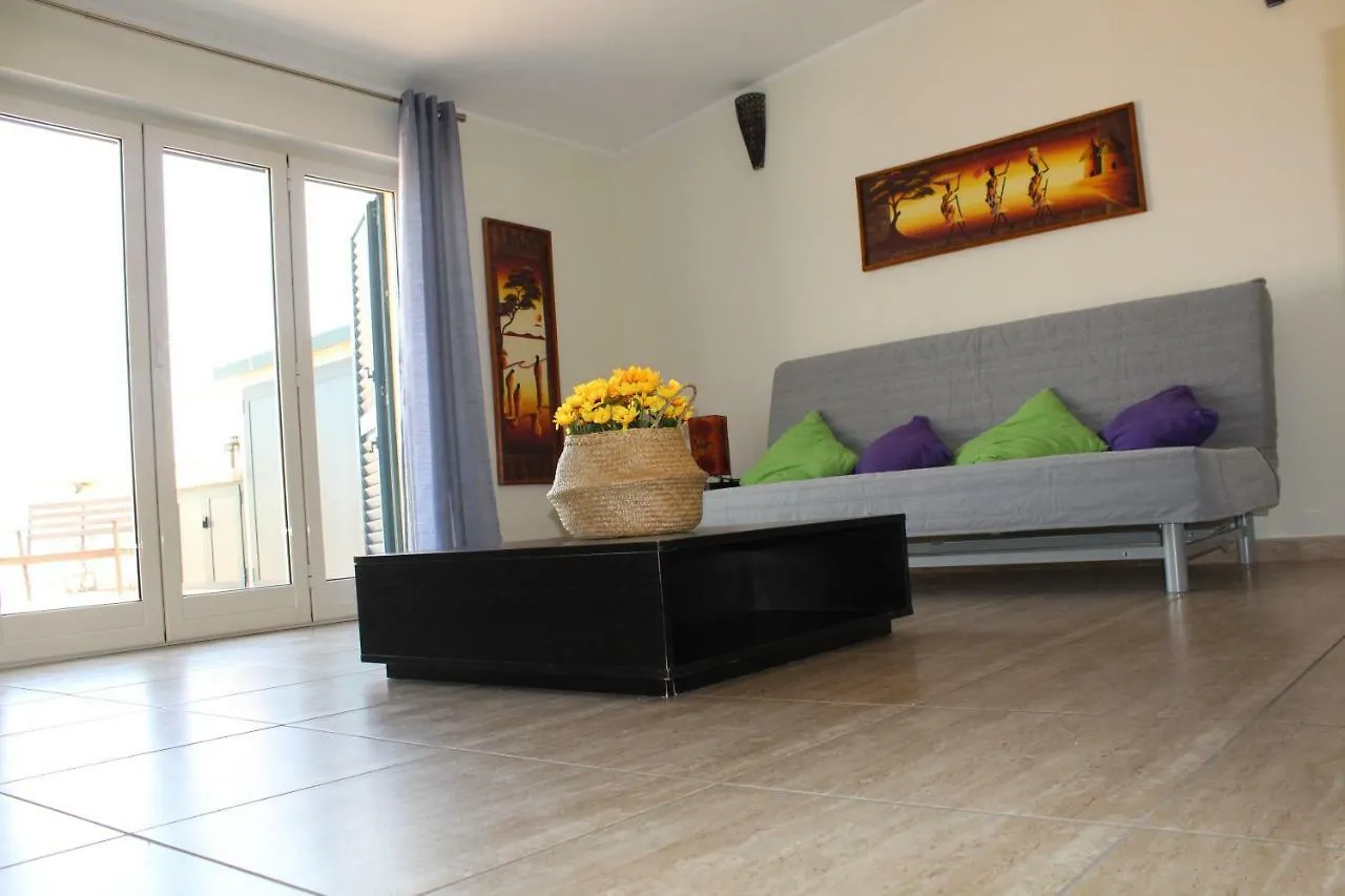 L'Occhio Sul Vesuvio Appartamento Con Terrazza Privata E Casa Vacanza Senza Terrazza Privata Naples Apartment