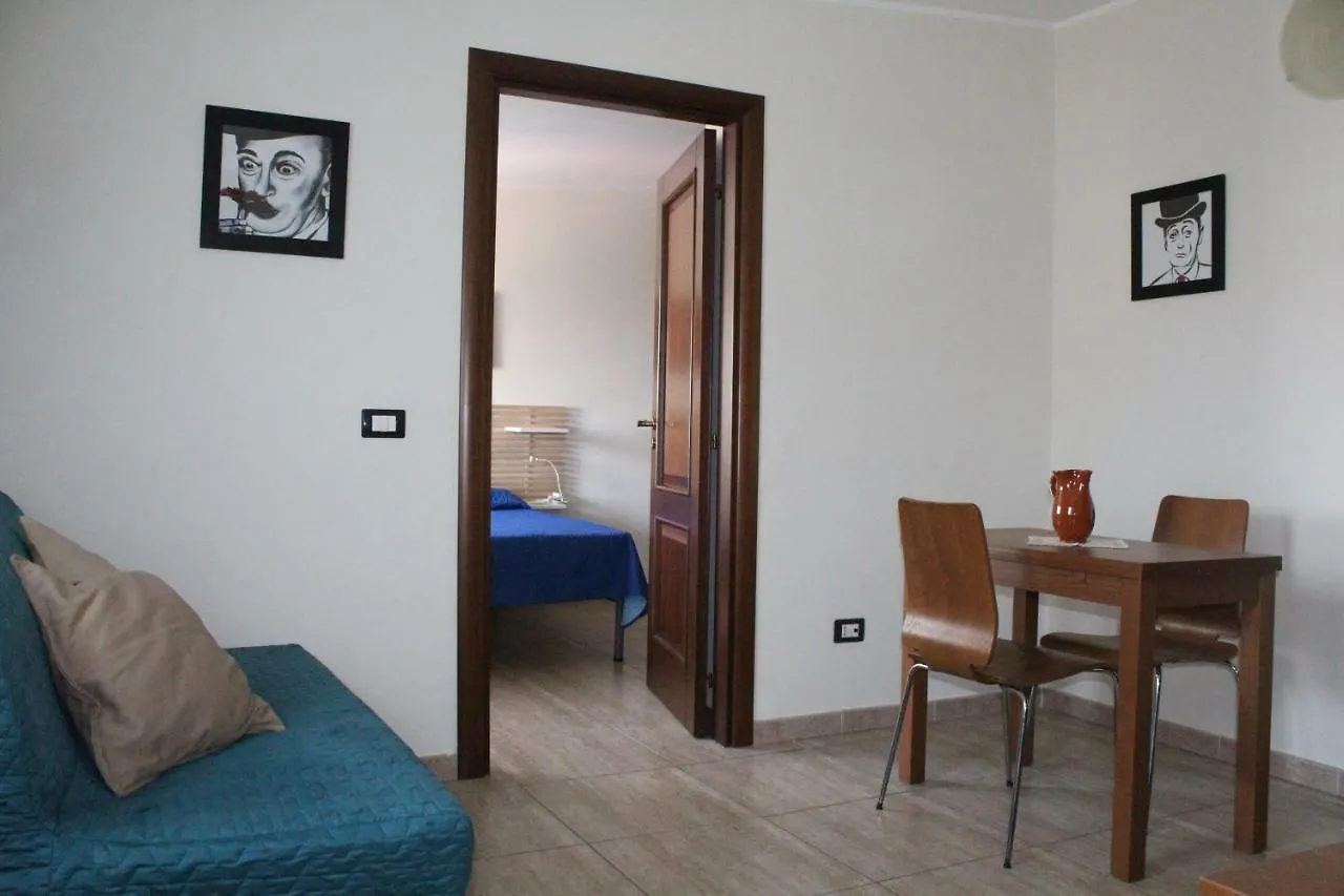 L'Occhio Sul Vesuvio Appartamento Con Terrazza Privata E Casa Vacanza Senza Terrazza Privata Naples 0*,  Italie